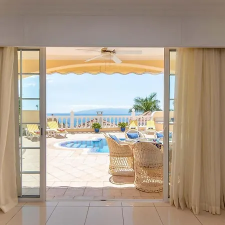 Villa El Varadero Sleeps 6 Pool Air Con Wifi *