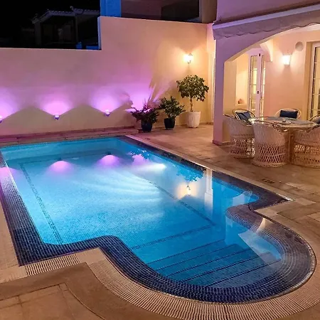 Villa El Varadero Sleeps 6 Pool Air Con Wifi Puerto de Santiago (Tenerife)