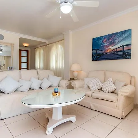 El Varadero Sleeps 6 Pool Air Con Wifi Villa *