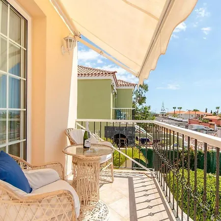 El Varadero Sleeps 6 Pool Air Con Wifi