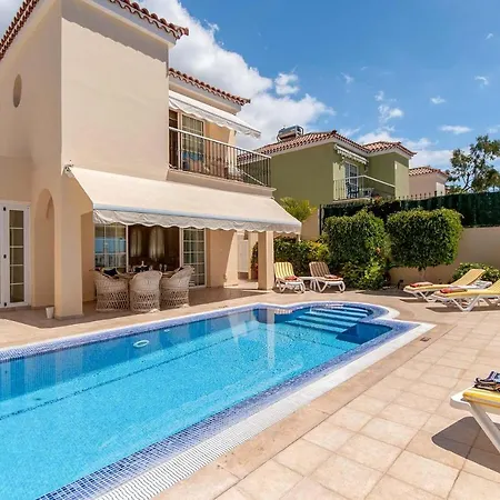 Villa El Varadero Sleeps 6 Pool Air Con Wifi Puerto de Santiago (Tenerife)